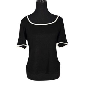 NWOT | Black Ribbed Scoop Neck Top | White Contrast Piping | Size Large